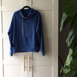 Lucy Sweatshirt with Mesh Back Panel